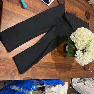 Black gym pants